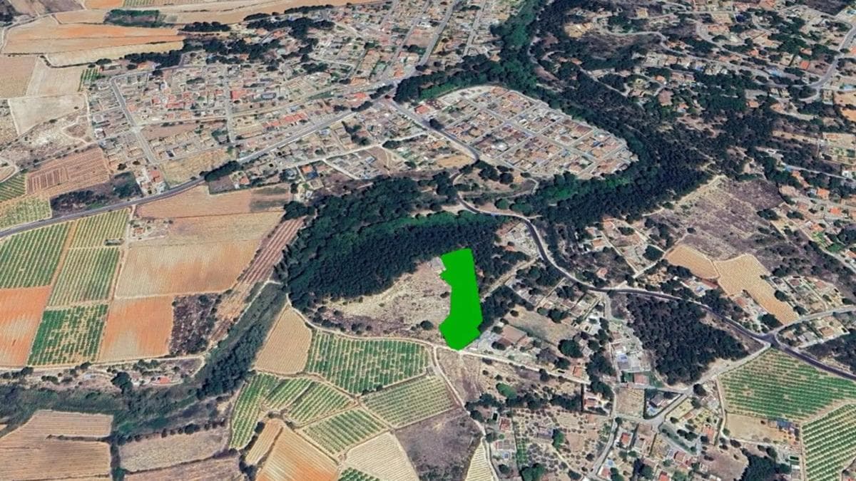 Terreno en venta en Godelleta, Valencia photo 2