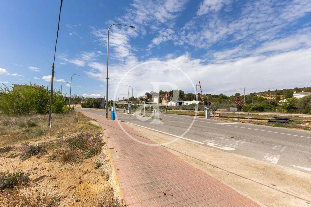 Terreno en venta en Chiva, Valencia photo 2