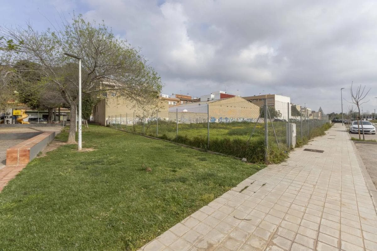 Terreno en venta en Albalat Dels Sorells, Valencia photo 3