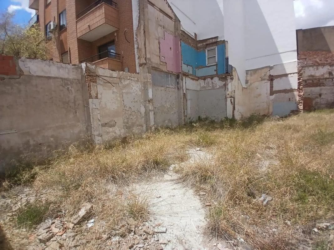 Terreno en venta en Tavernes Blanques, Valencia photo 5