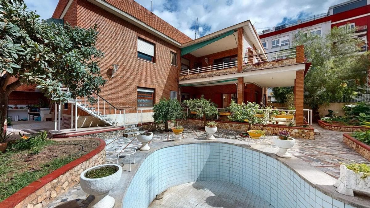 Propiedades en venta y alquiler en España photo 2