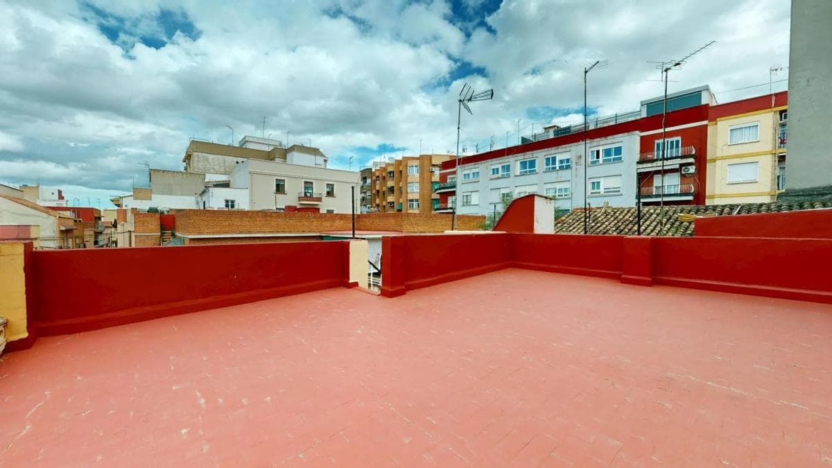 Propiedades en venta y alquiler en España photo 5