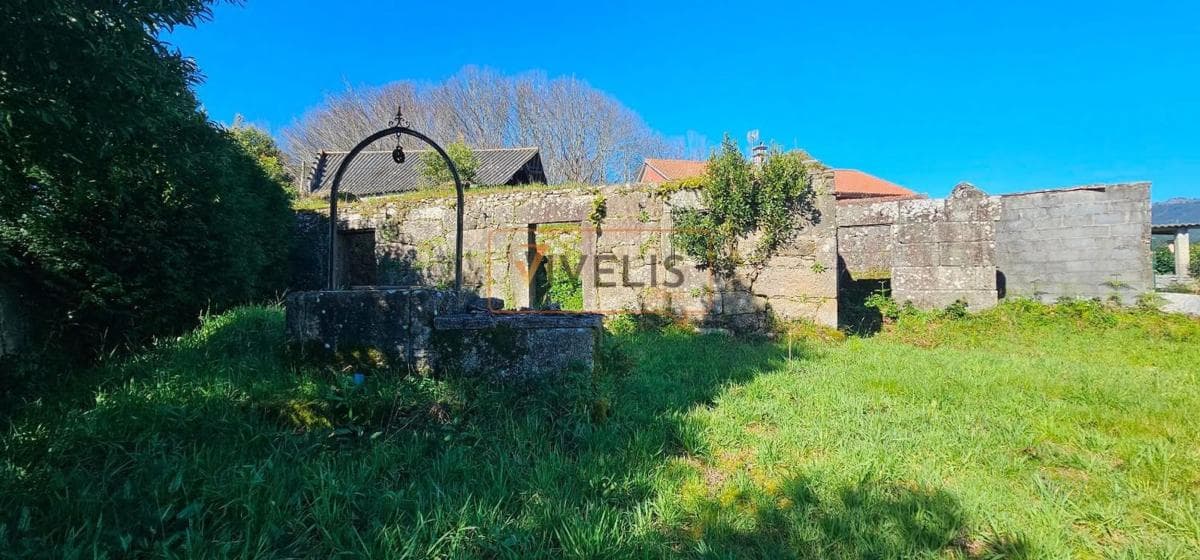Terreno en venta en Tui, Pontevedra photo 2