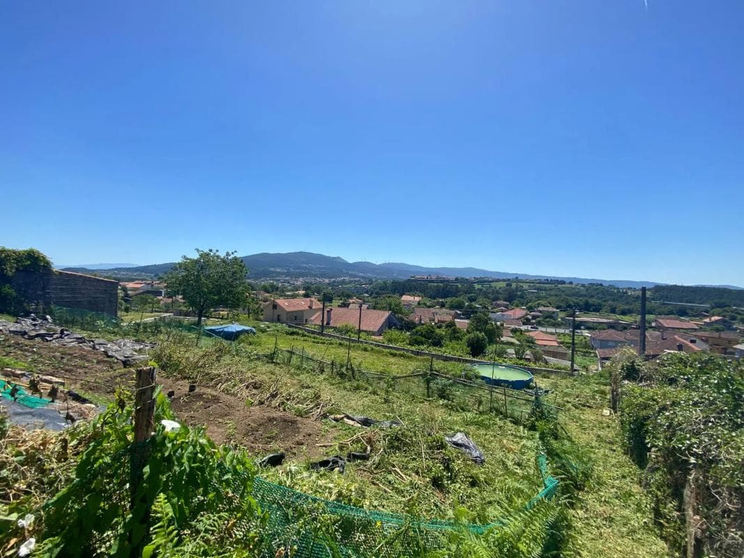 Terreno en venta en Tui, Pontevedra photo 2
