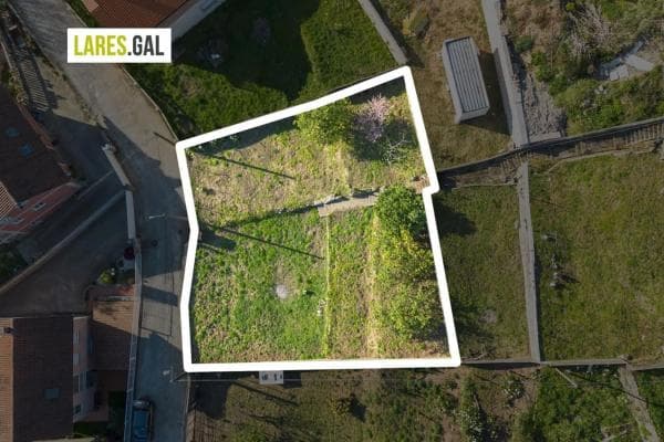 Terreno en Barrio Lg. o Broullón thumbnail 1
