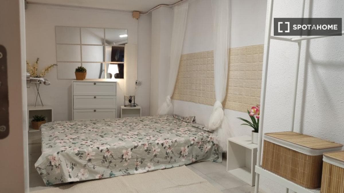 Properties for sale and rent in Spain photo 4