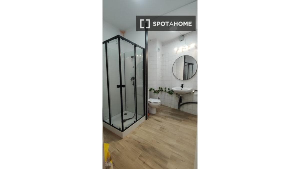 Properties for sale and rent in Spain photo 5