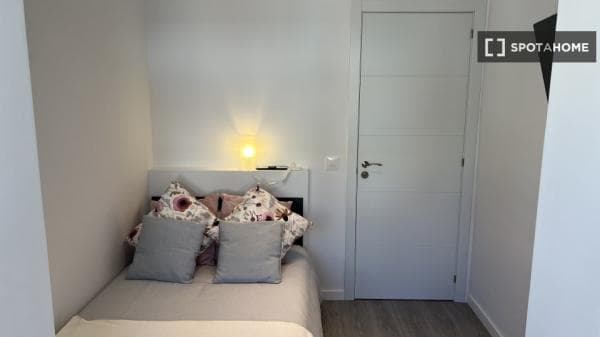 Apartment for rent in C. de Valmojado , Madrid photo 1
