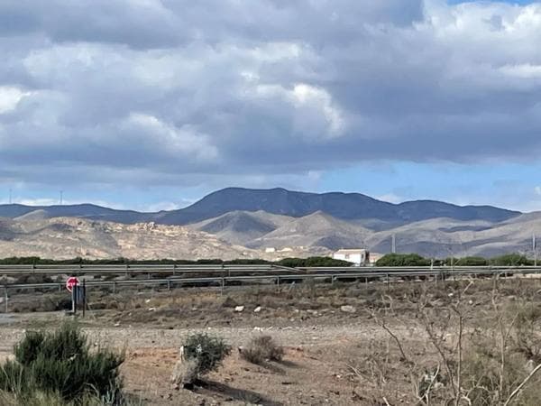 Terreno en San Isidro - Campohermoso thumbnail 1