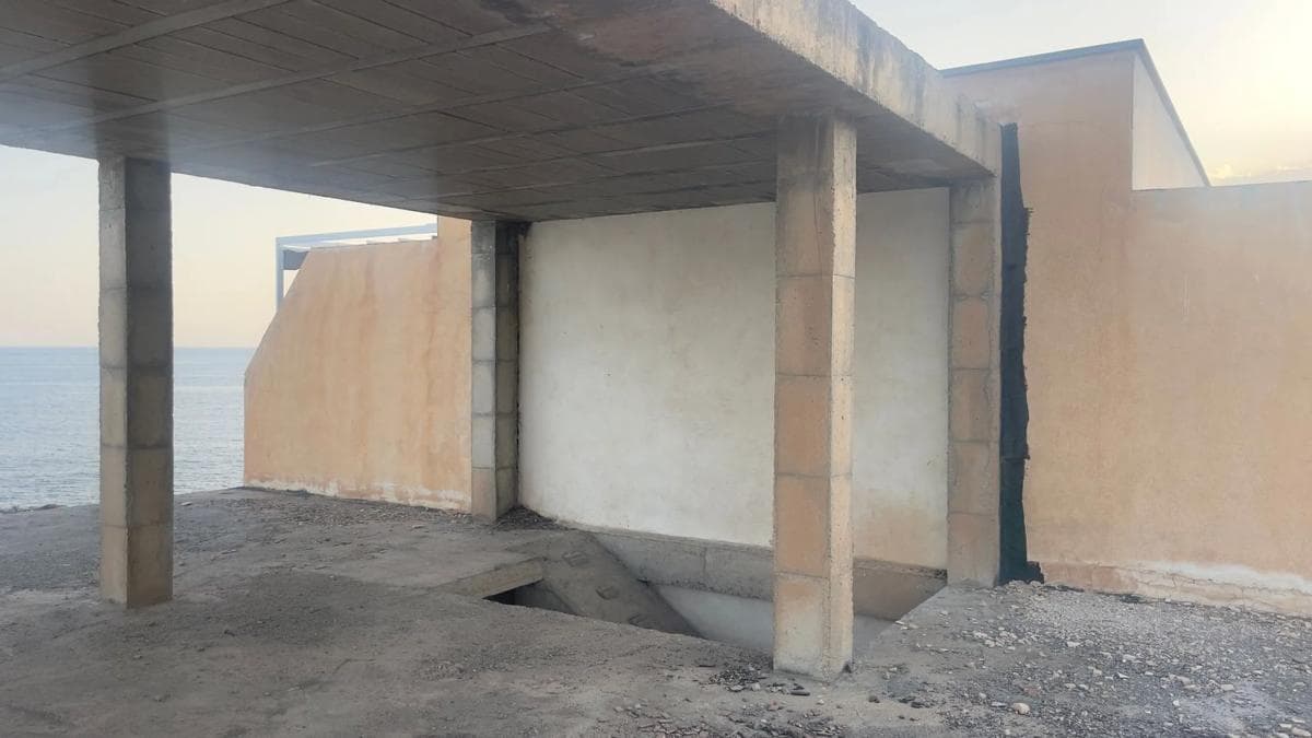 Terreno en venta en Adra, Almería photo 2