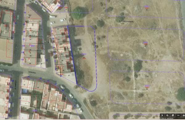 Terreno en Barrio Santo Domingo thumbnail 2