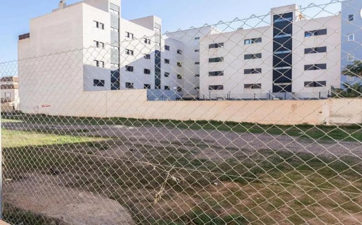 Terreno en venta en Roquetas de Mar, Almería photo 2