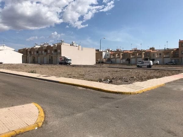 Terreno en calle Pedro Alonso s/n thumbnail 1