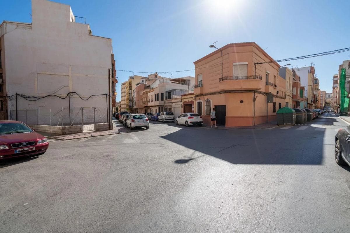 Terreno en venta en Almería, Almería photo 4