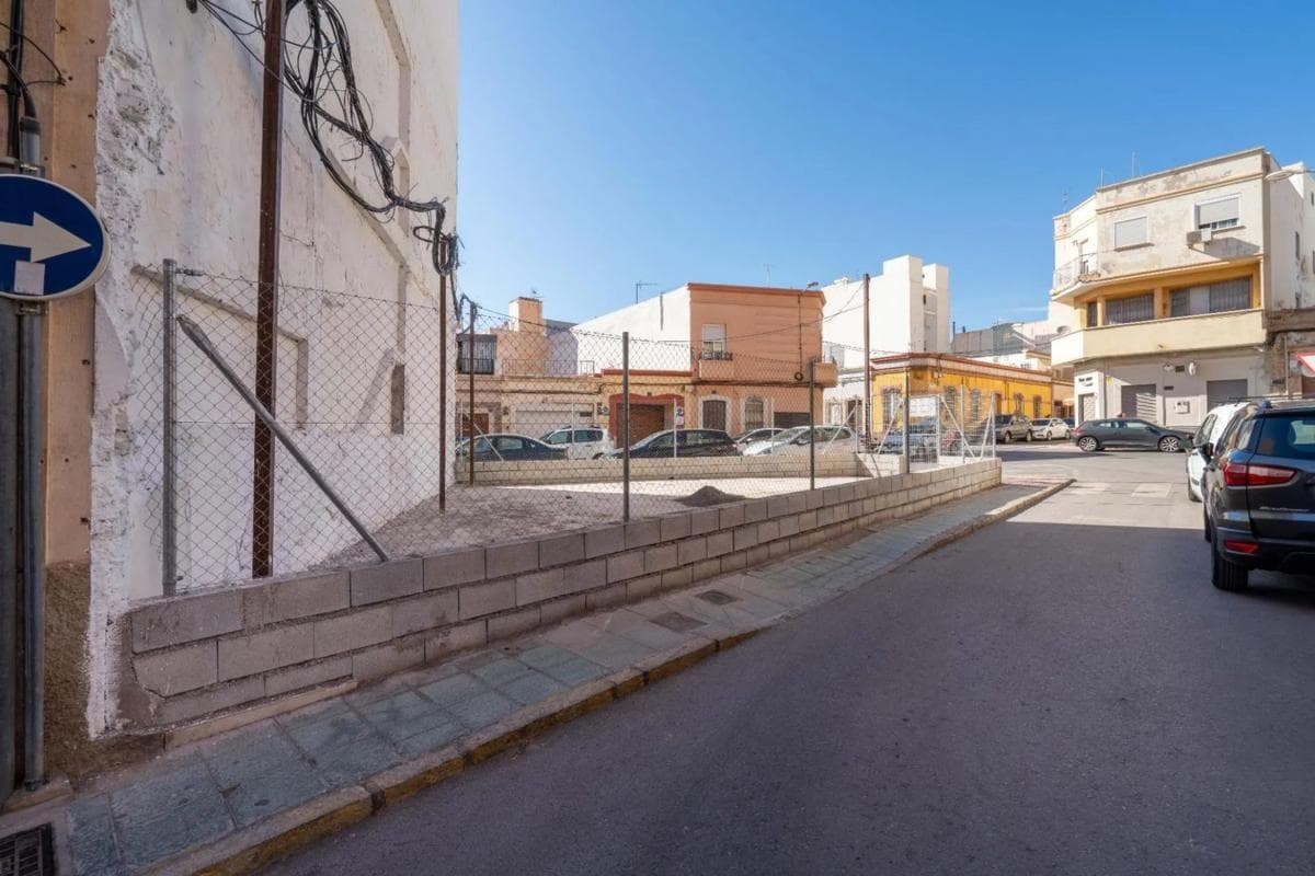 Terreno en venta en Almería, Almería photo 5
