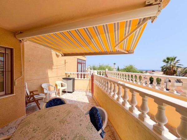 Piso en venta en Calle Guadalajara, Torrevieja
thumbnail 1