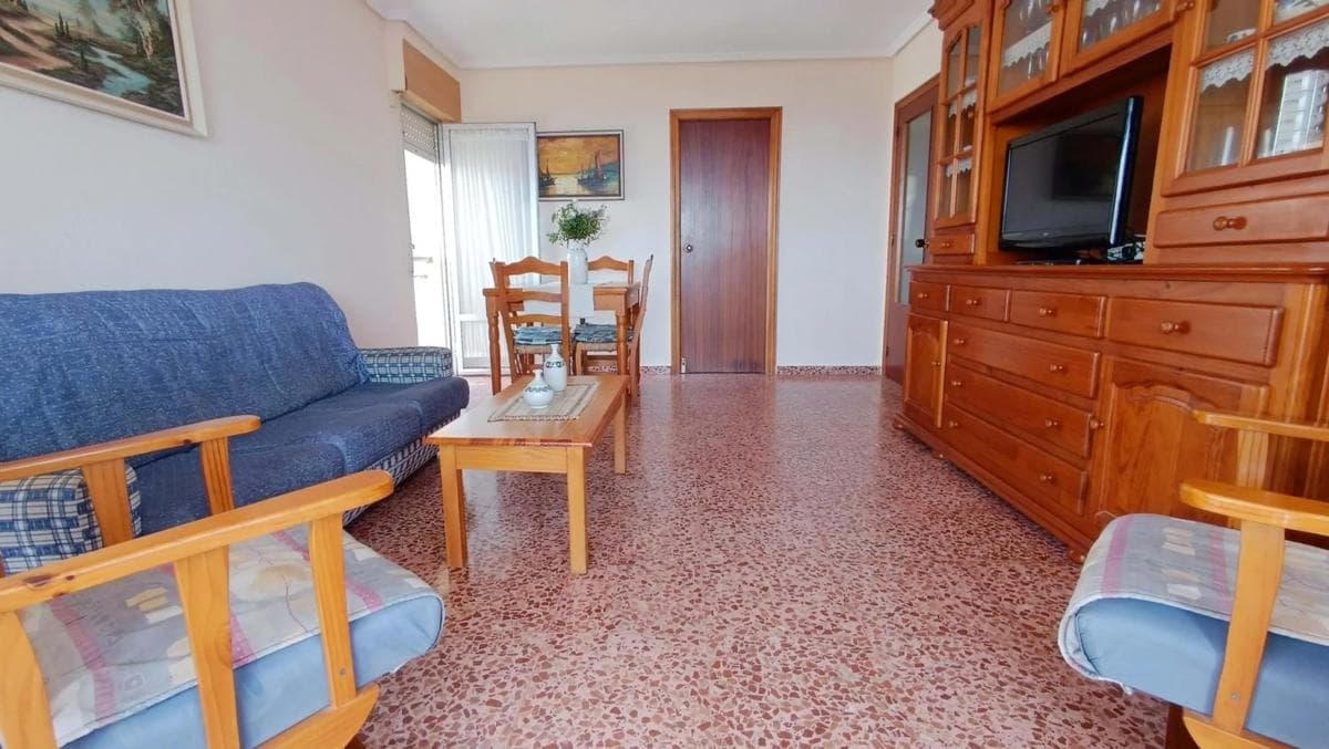 Sale of apartment in Barrio Los Europeos, Torrevieja
photo 2