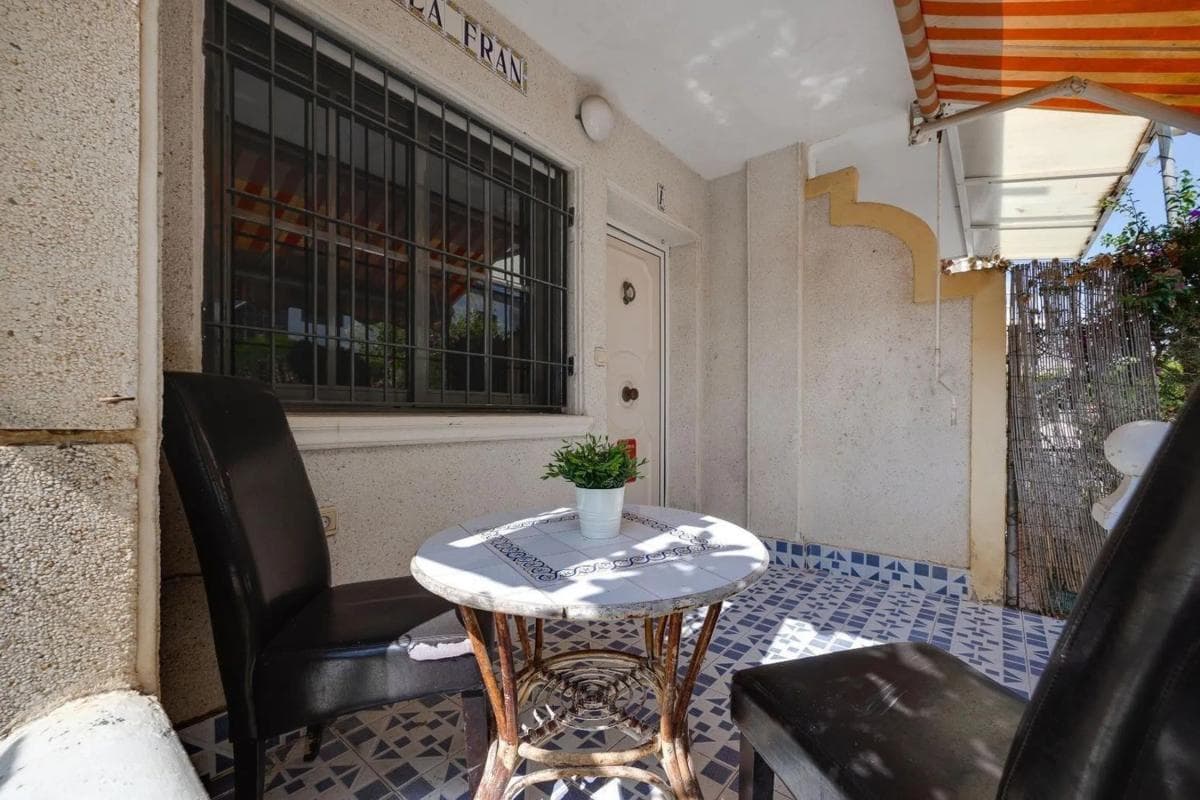 Venta de piso en Barrio La Siesta - El Salado - Torreta, Torrevieja
photo 5
