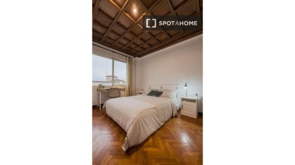 Increíble habitación en alquiler en Barcelona thumbnail 1