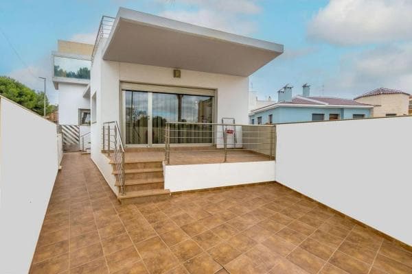Chalet pareado photo 1