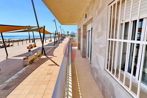 Piso en venta en Avenida de La Libertad, 1, Guardamar del Segura
photo 1