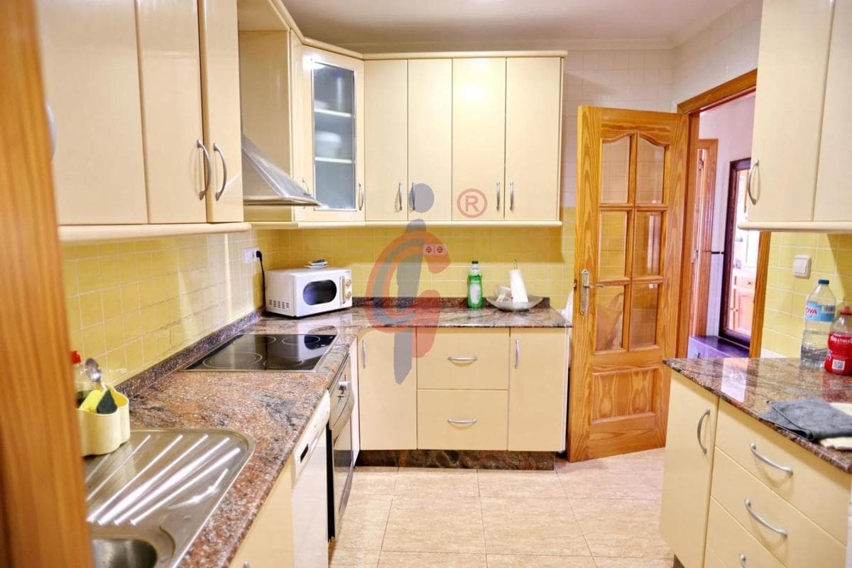 Venta de piso en Avenida de La Libertad, 1, Guardamar del Segura
photo 4