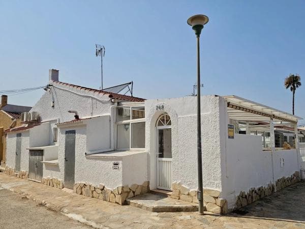 Chalet adosado en calle Miguel Mateo-Miguelín, 748 photo 1