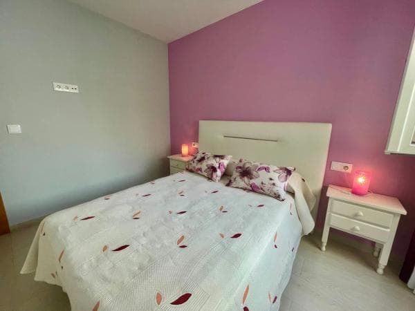Piso en venta en Calle Navegantes, 4, Torrevieja
thumbnail 2