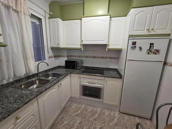 Piso en venta en Calle la Loma, Torrevieja
photo 1