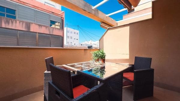 Piso en venta en Calle Poeta Campos Vasallo, Alicante / Alacant
thumbnail 1