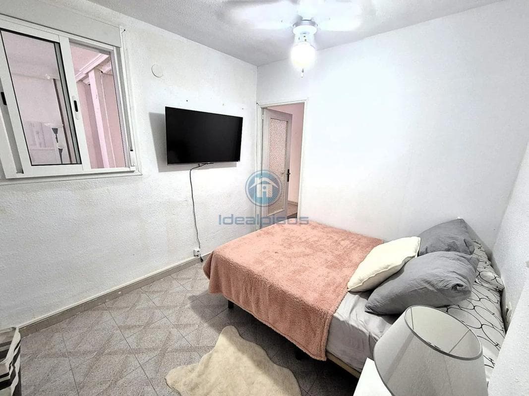 Venta de piso en AV JOSE REUS GARCIA, Alicante / Alacant
photo 3