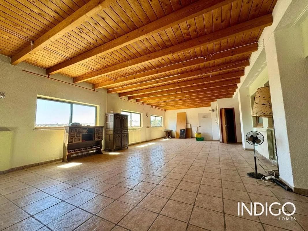 Properties for sale and rent in Spain photo 4