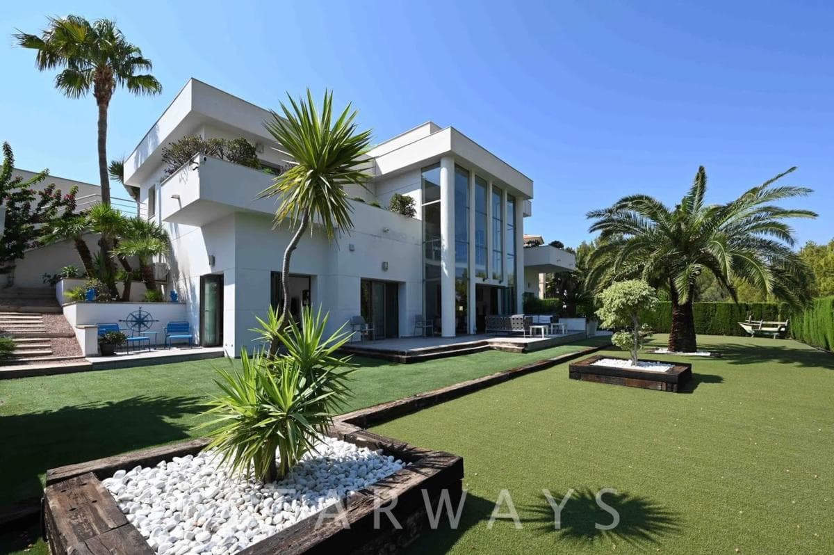 Properties for sale and rent in Spain photo 2