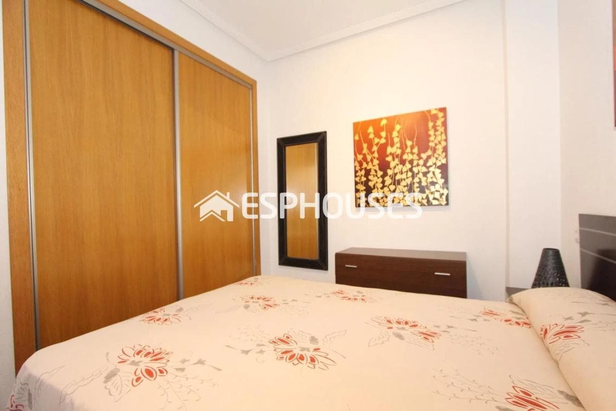 Venta de piso en Guardamar Playa, Guardamar del Segura
photo 5