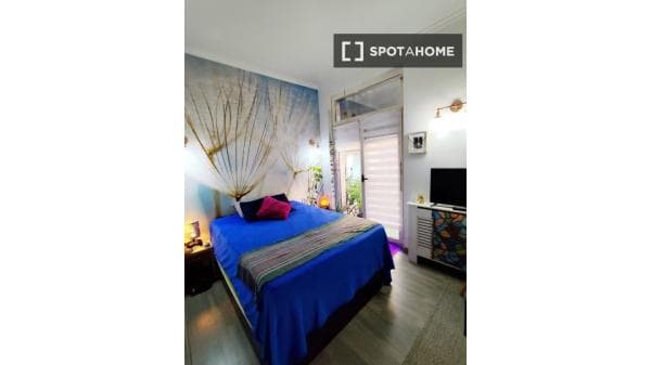 Habitación en piso compartido en alquiler, El Raval, Barcelona photo 1