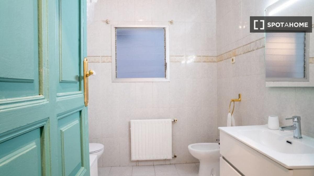 Недвижимость на продажу и в аренду в Испании photo 2