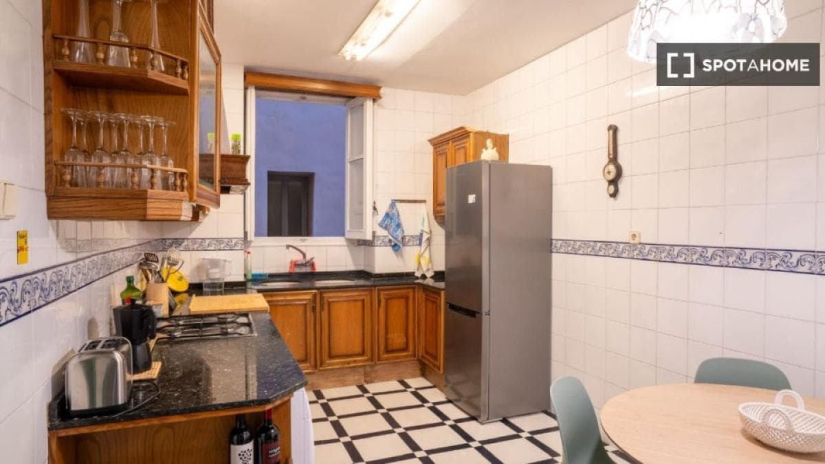 Недвижимость на продажу и в аренду в Испании photo 5