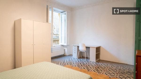 Habitación en piso compartido en valència thumbnail 1