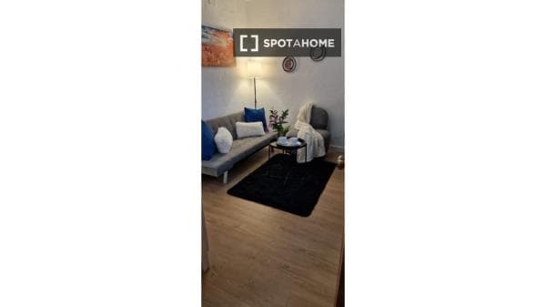 Studio for rent in Calle Nápoles, Madrid photo 1