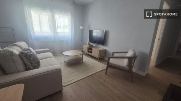 Apartment for rent in C. de Jaime Hermida , Madrid thumbnail 1