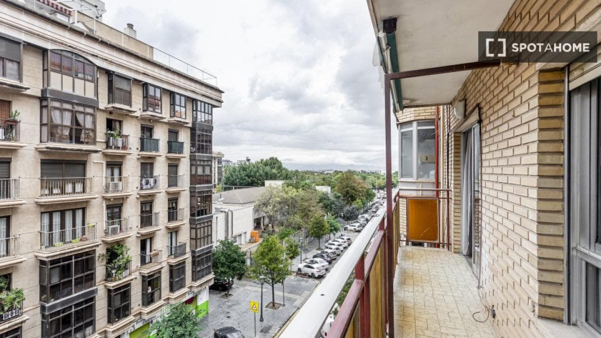 Properties for sale and rent in Spain photo 2