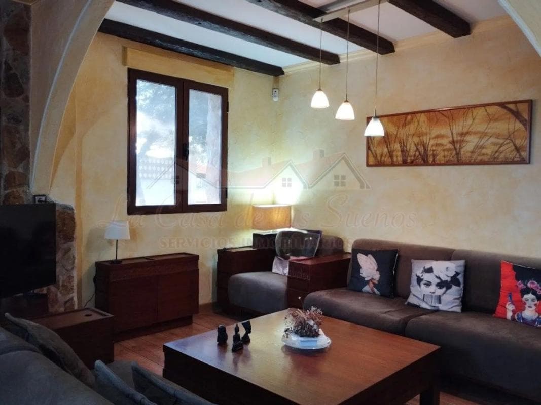 Properties for sale and rent in Spain photo 3