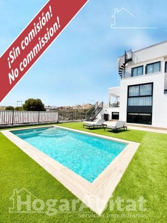 Casa independiente en calle Alicante thumbnail 1