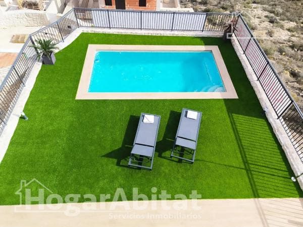 Casa independiente en calle Alicante thumbnail 2