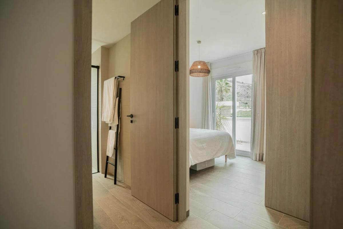 Properties for sale and rent in Spain photo 5