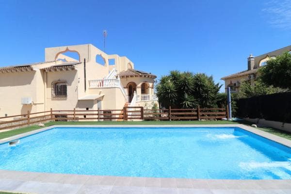 Casa independiente photo 1