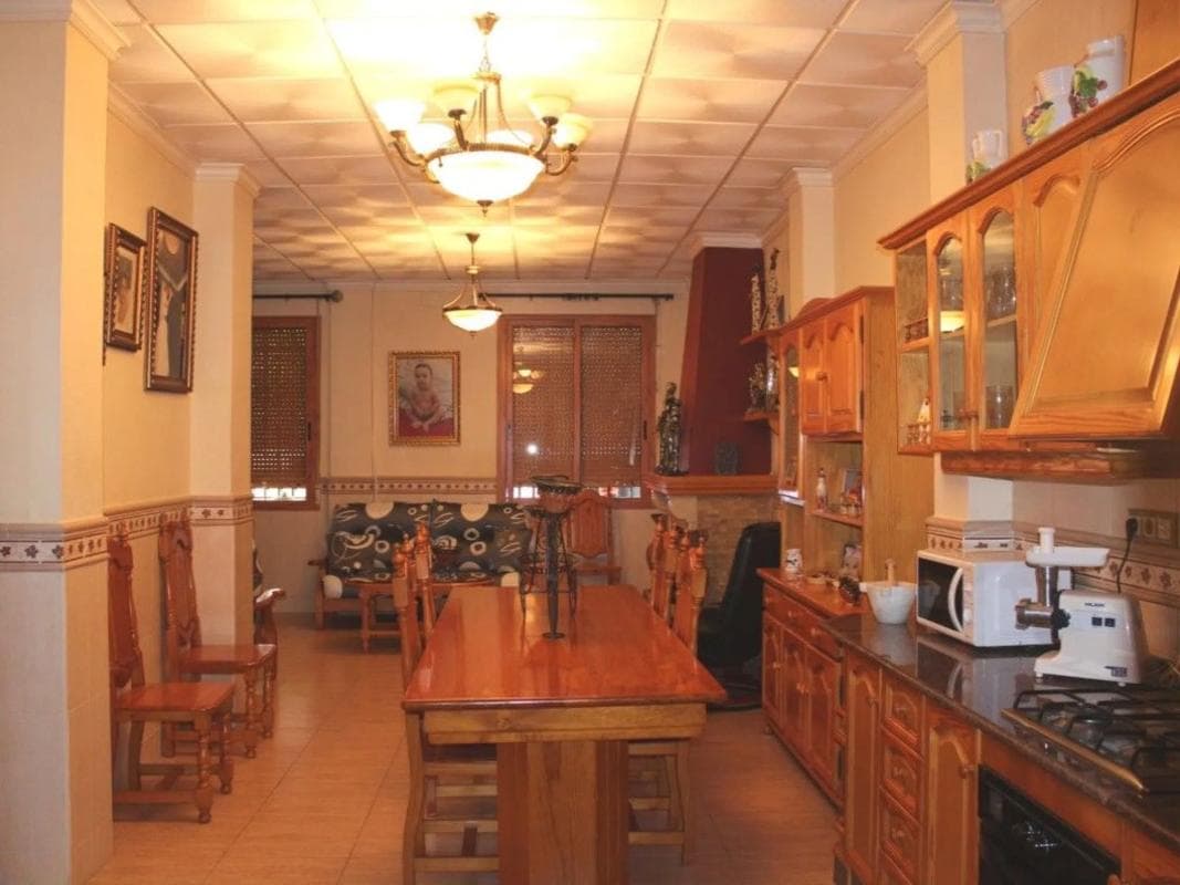 Propiedades en venta y alquiler en España photo 5
