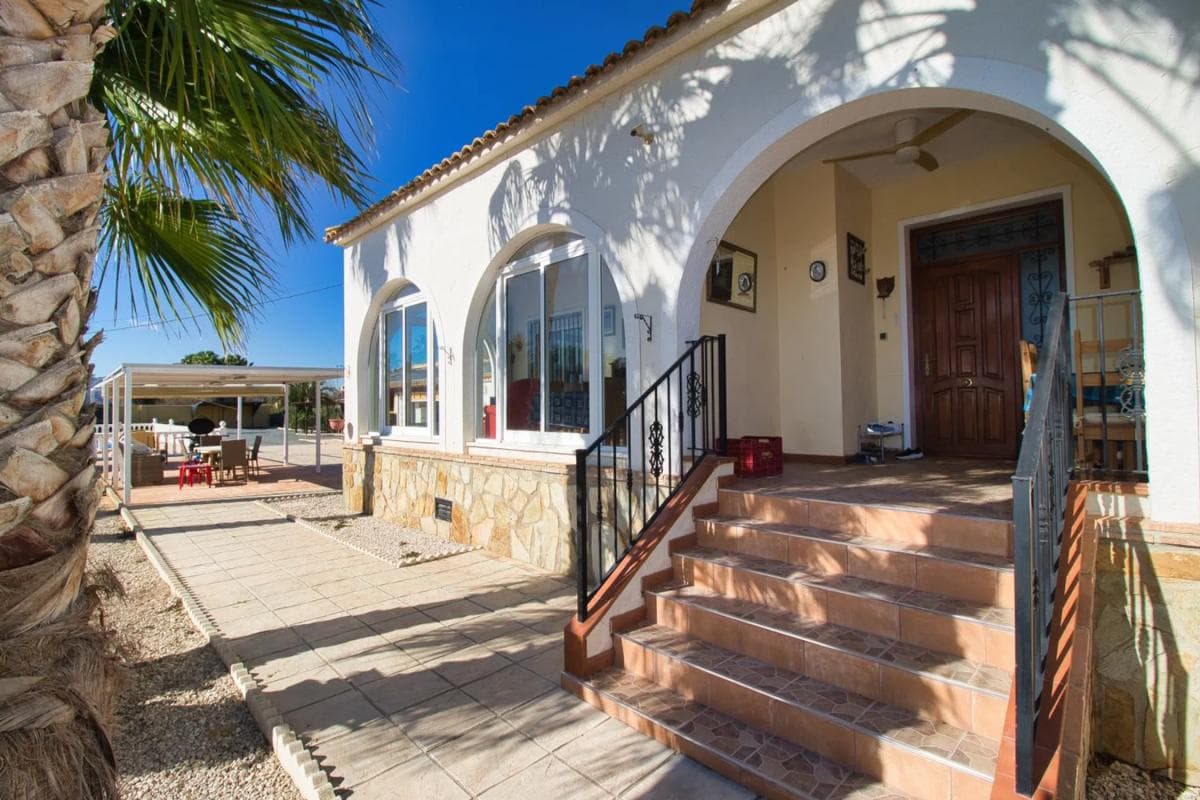 Propiedades en venta y alquiler en España photo 5