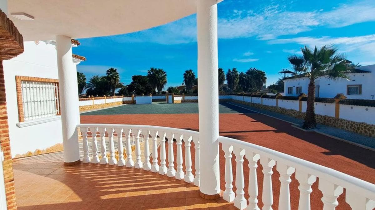 Propiedades en venta y alquiler en España photo 5