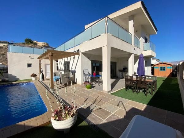 Casa independiente thumbnail 1
